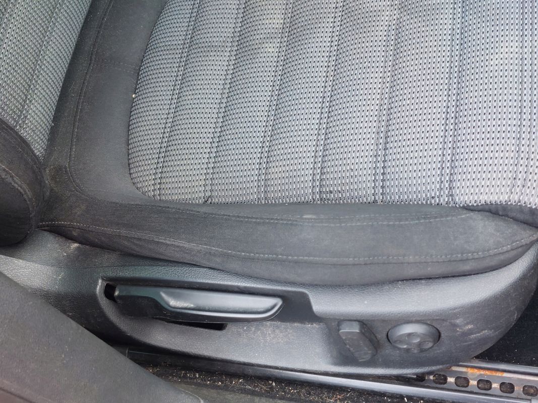Vw Passat B7 Kombi Fotel Fotele Kanapa