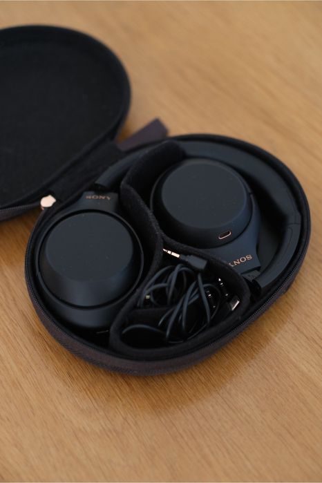 Bezprzewodowe słuchawki Sony z redukcja szumów WH-1000XM4 WH1000XM4