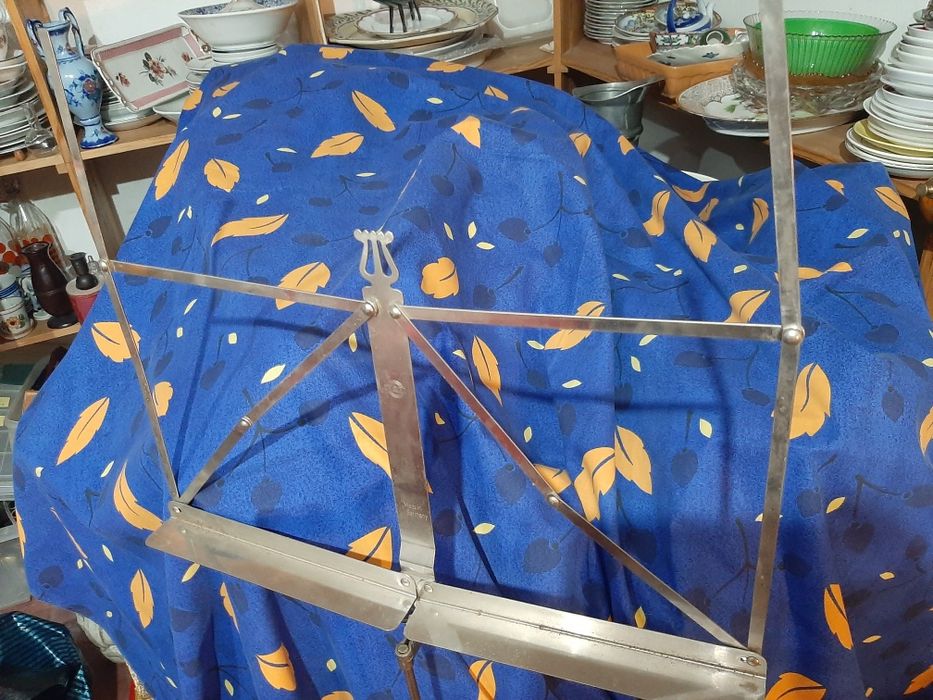 Suporte para partitura K&M Germany