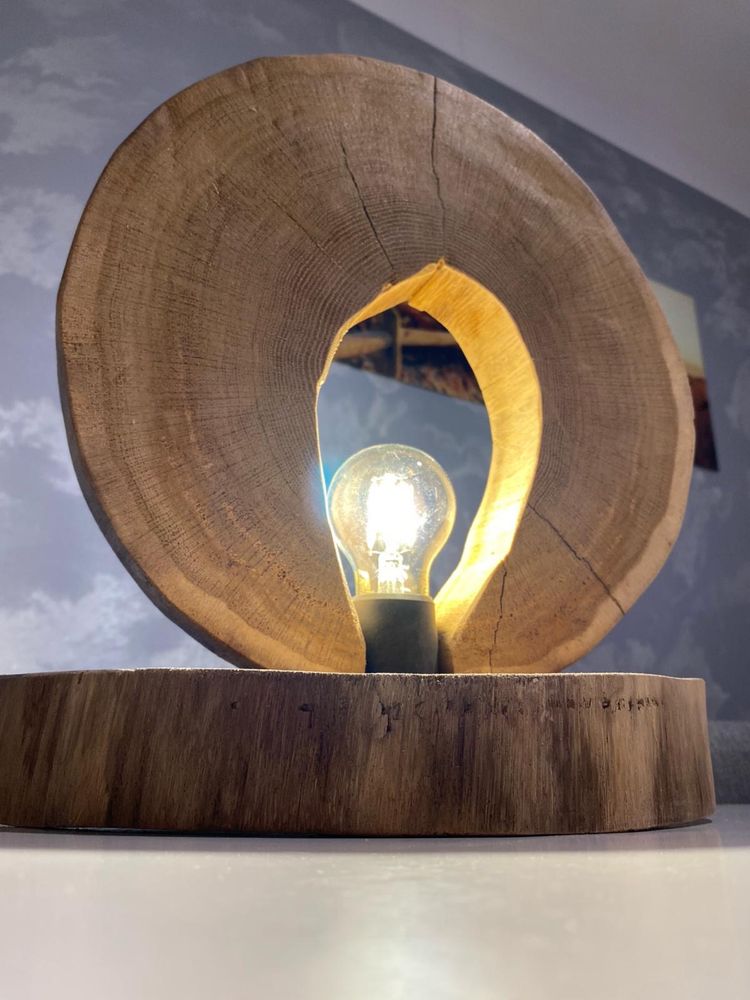 Lampa z litego drewna lampka drewno dąb