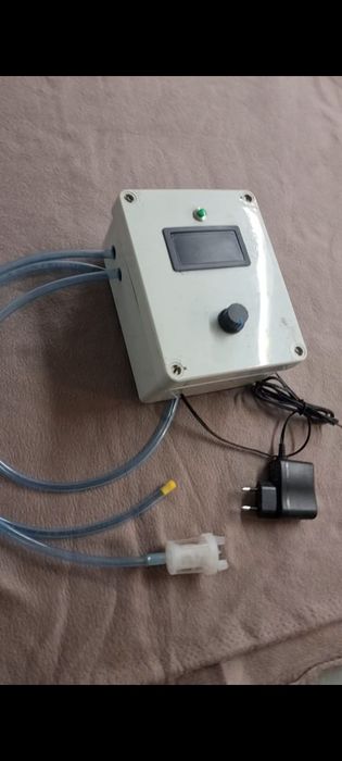 Dozownik do podawania  każdego oleju do pieca przepracowany pompka fil