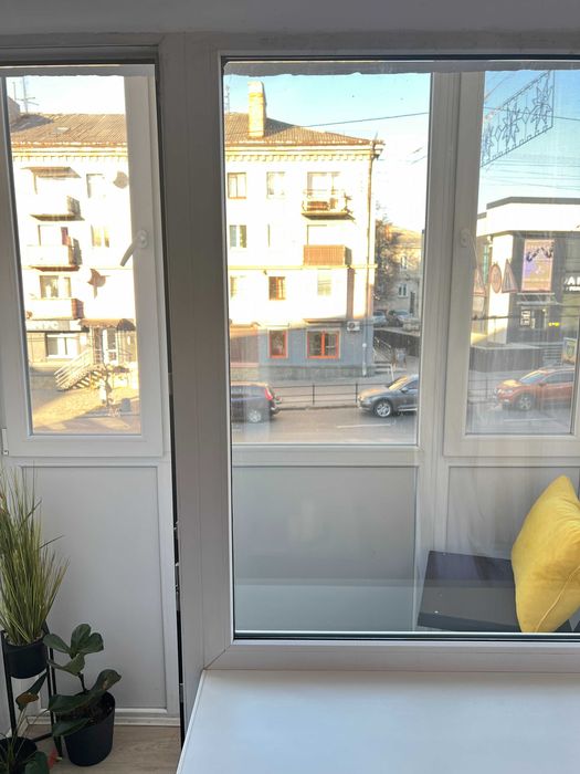 Центр Вул. Руська. 2- кімнати. Квартира подобово