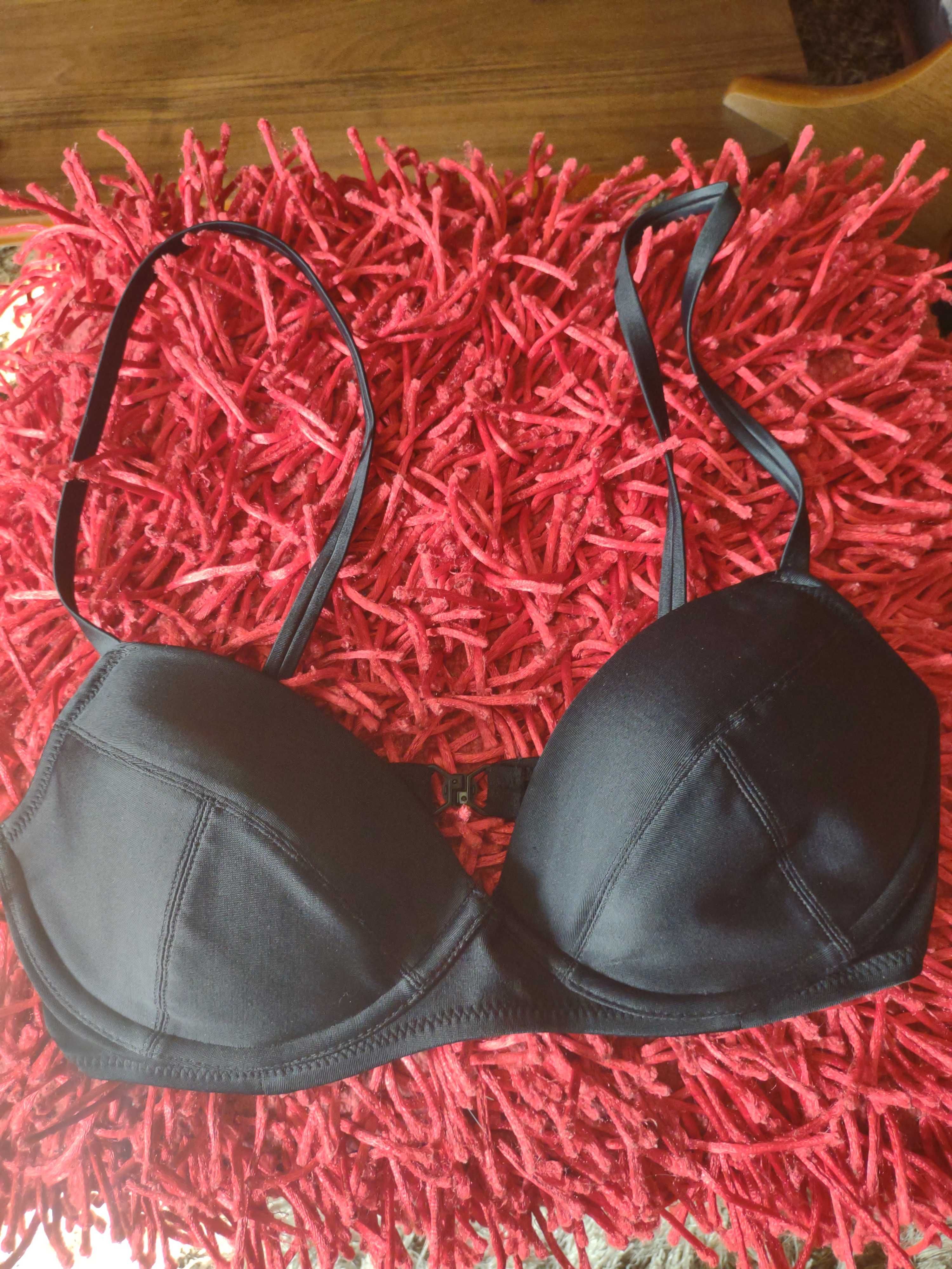 Mega okazja !!!  Biustonosz stanik kąpielowy bikini góra TRIUMPH 70 D