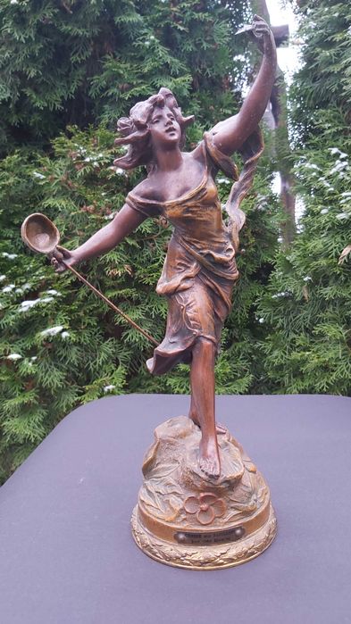 Zabytkowa figura Geo Maxim