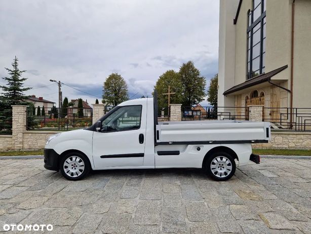 Fiat Doblo WORK UP  Sprytny 105 KM Doka Skrzynia Alu Burta Finansowanie F-Vat 23%