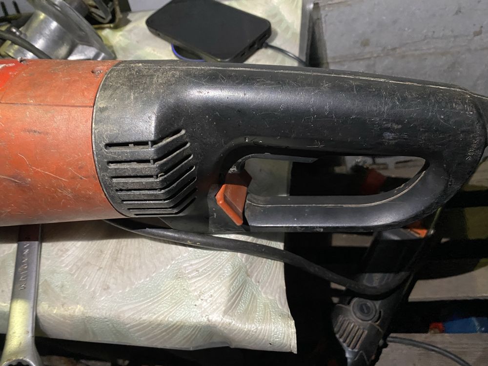 Болгарка 230мм угловая шлифмашинка HILTI DC230-S бу в отл рабочем сост