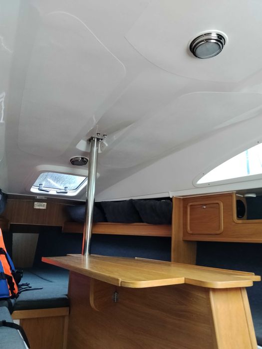 Jacht żaglowy Saturn 21