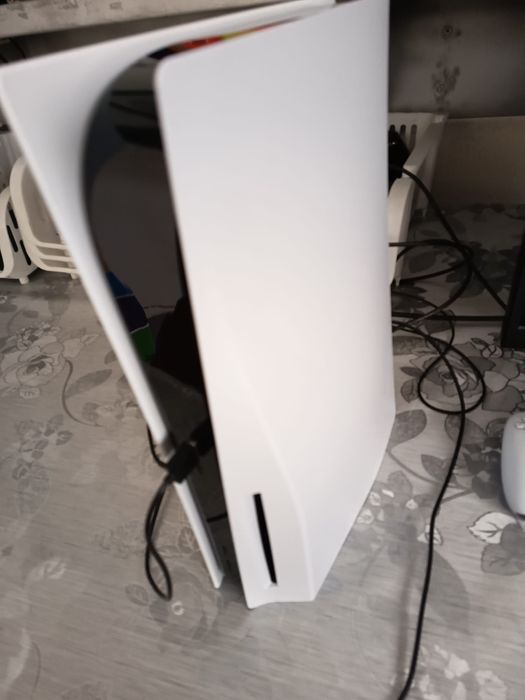 PlayStation 5 + comando Normal