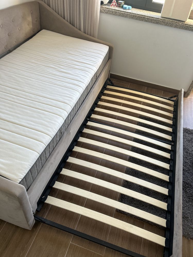 Cama solteiro dupla + colchão IKEA