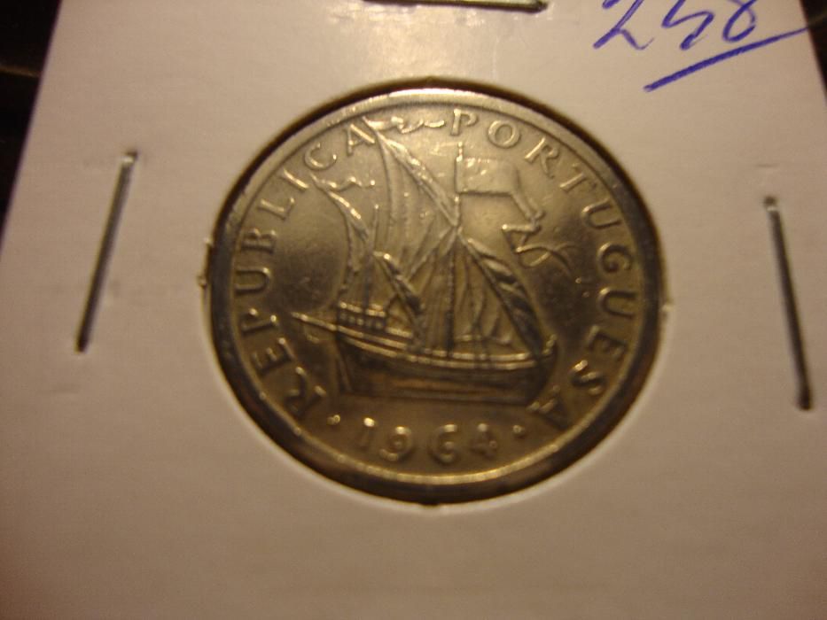 Moeda 5 Escudos Cupro-Níquel 1964