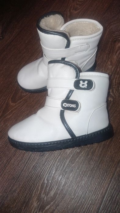 Зимові термоботинки, сапожки, угги, ботинки