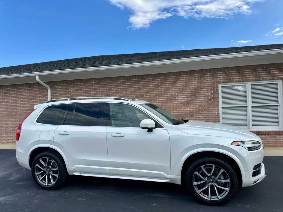 Volvo XC90 T5 Momentum      2018