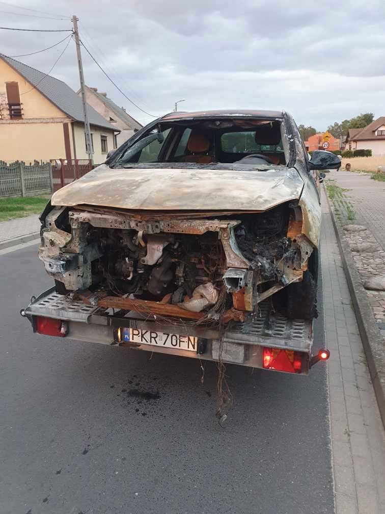 Opel Astra J - IV kombi 1.4 benzyna 103kW kolor czarny  na części