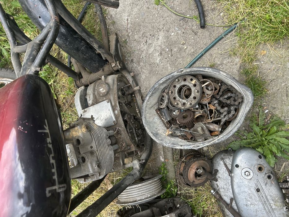 Silnik, czesci junak m10