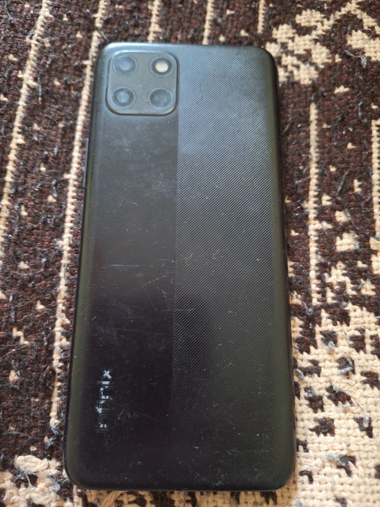Smartfon Infinix