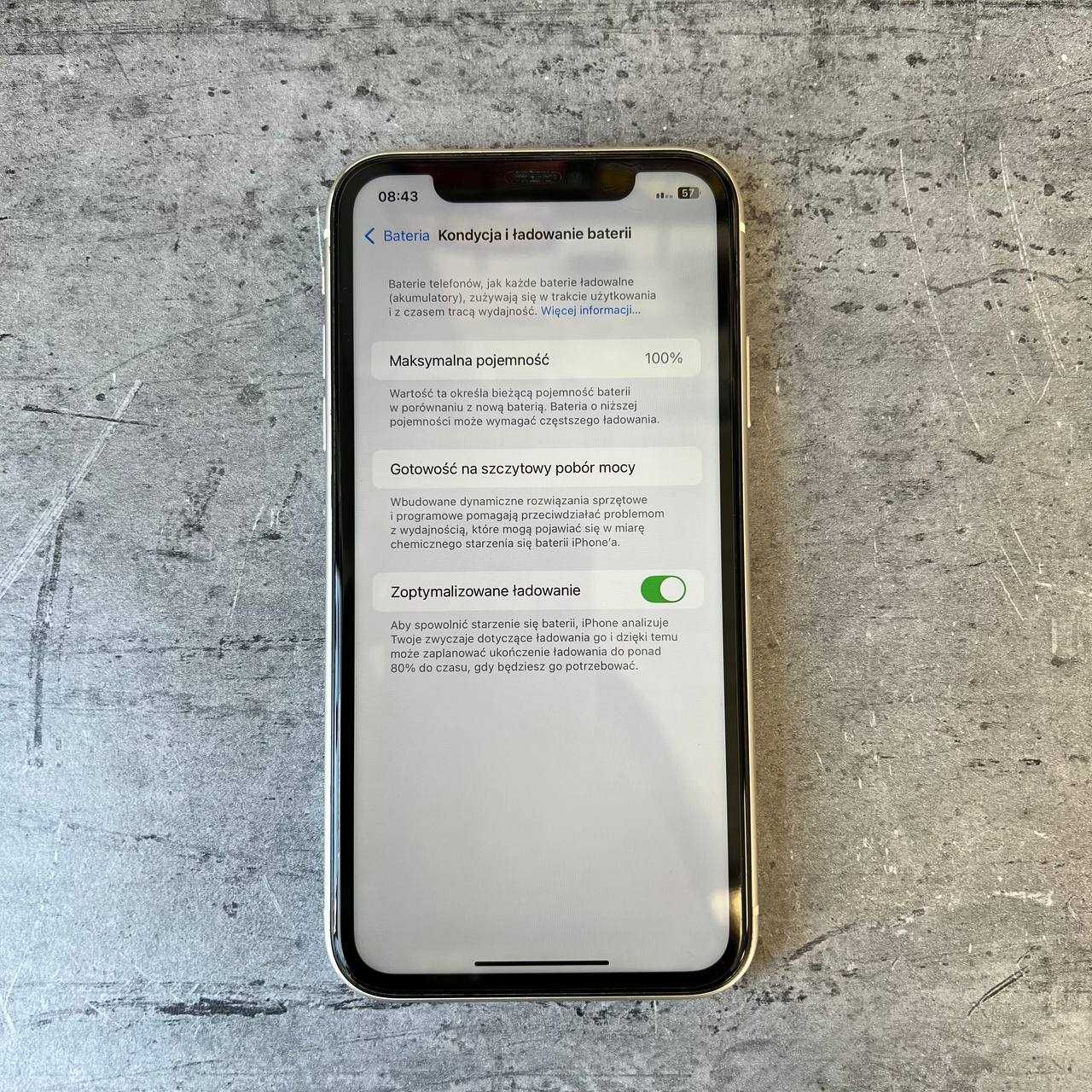 W dobrym stanie IPHONE 11 / 64 gb / BAT - 100%