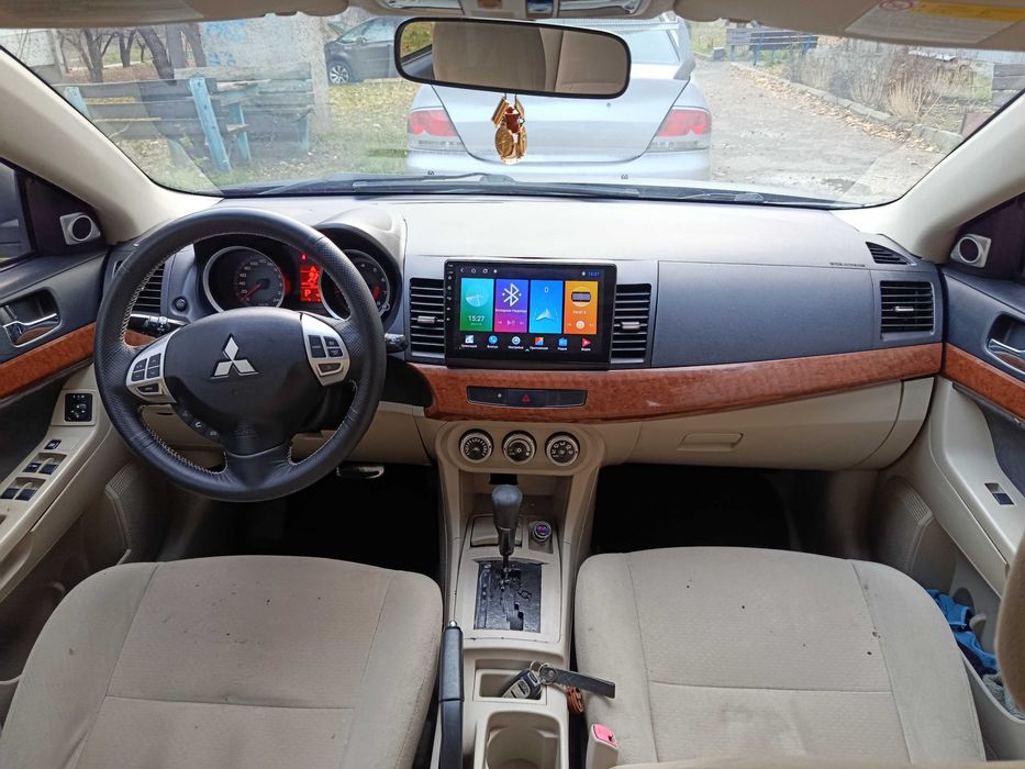 Mitsubishi lanser x10