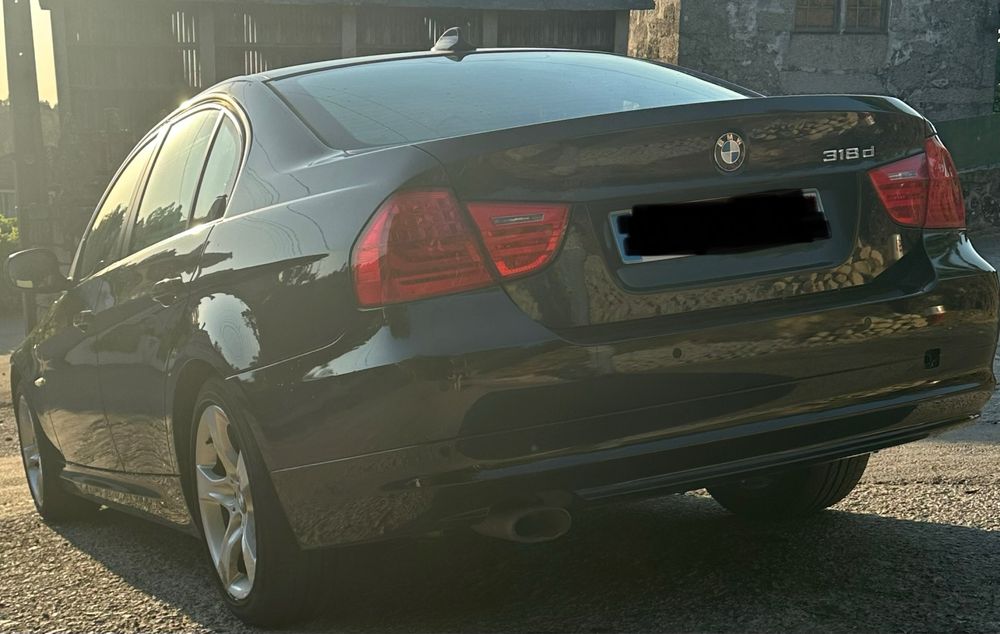 BMW 318d - 159000KM