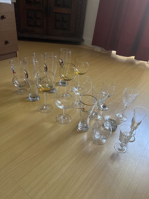 18 copos   Diferentes