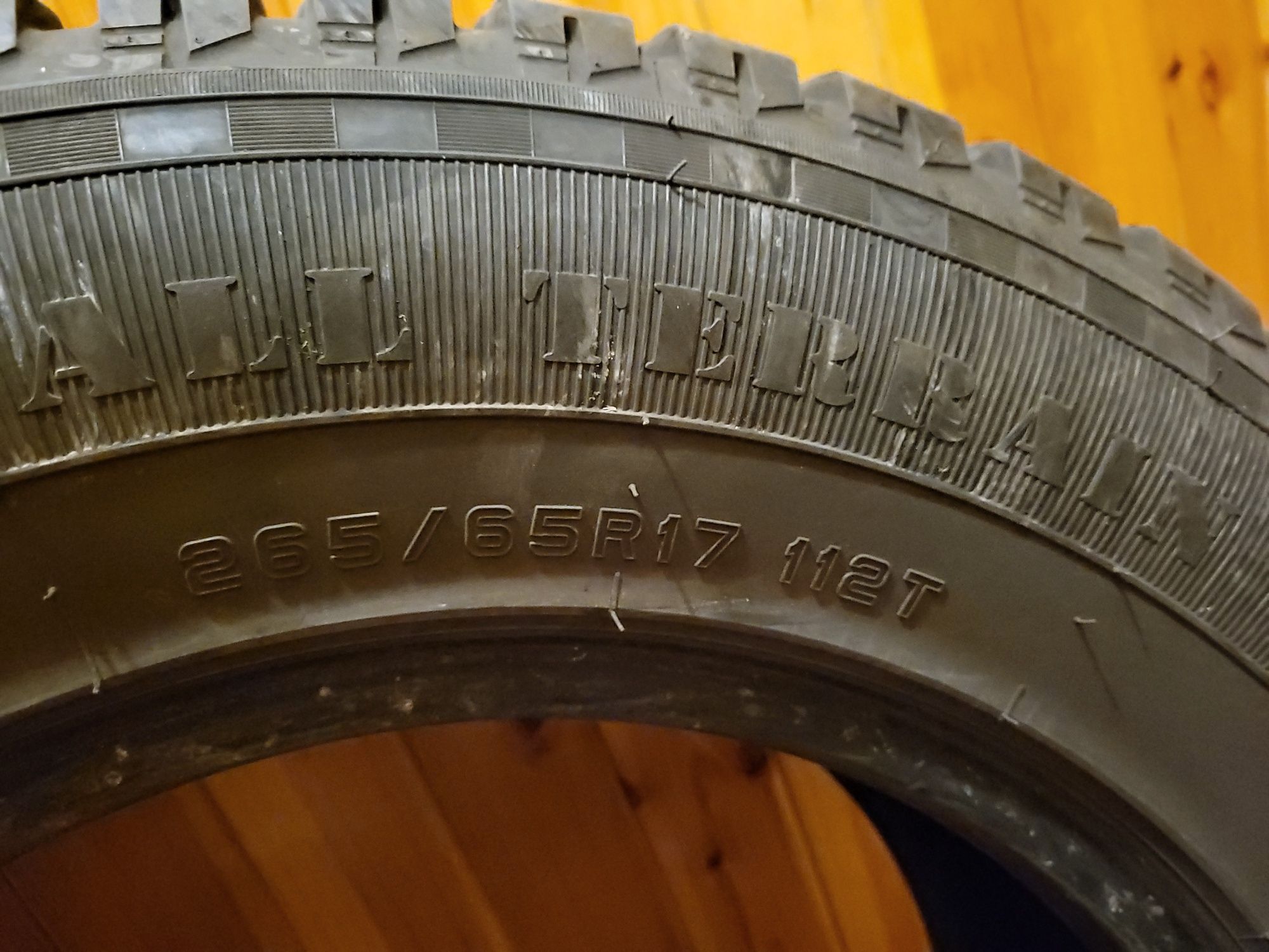 Резина НОВАЯ Ovation EcovisionVI-286AT 265/65 R17,1шт