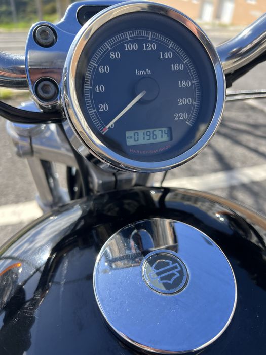 Harley Davidson XL 883 custom 2009