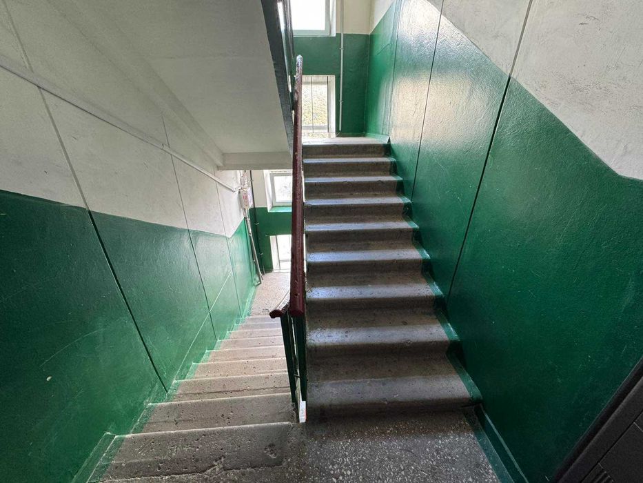 Продаж 2 кімнатної квартири на Алмазному!! Гарний поверх!! Не кутова!!