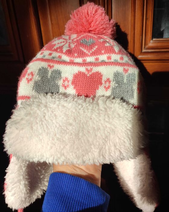 Шапка на дівчину 80см 48/49 Тепла шапка з вушками на зав'язках