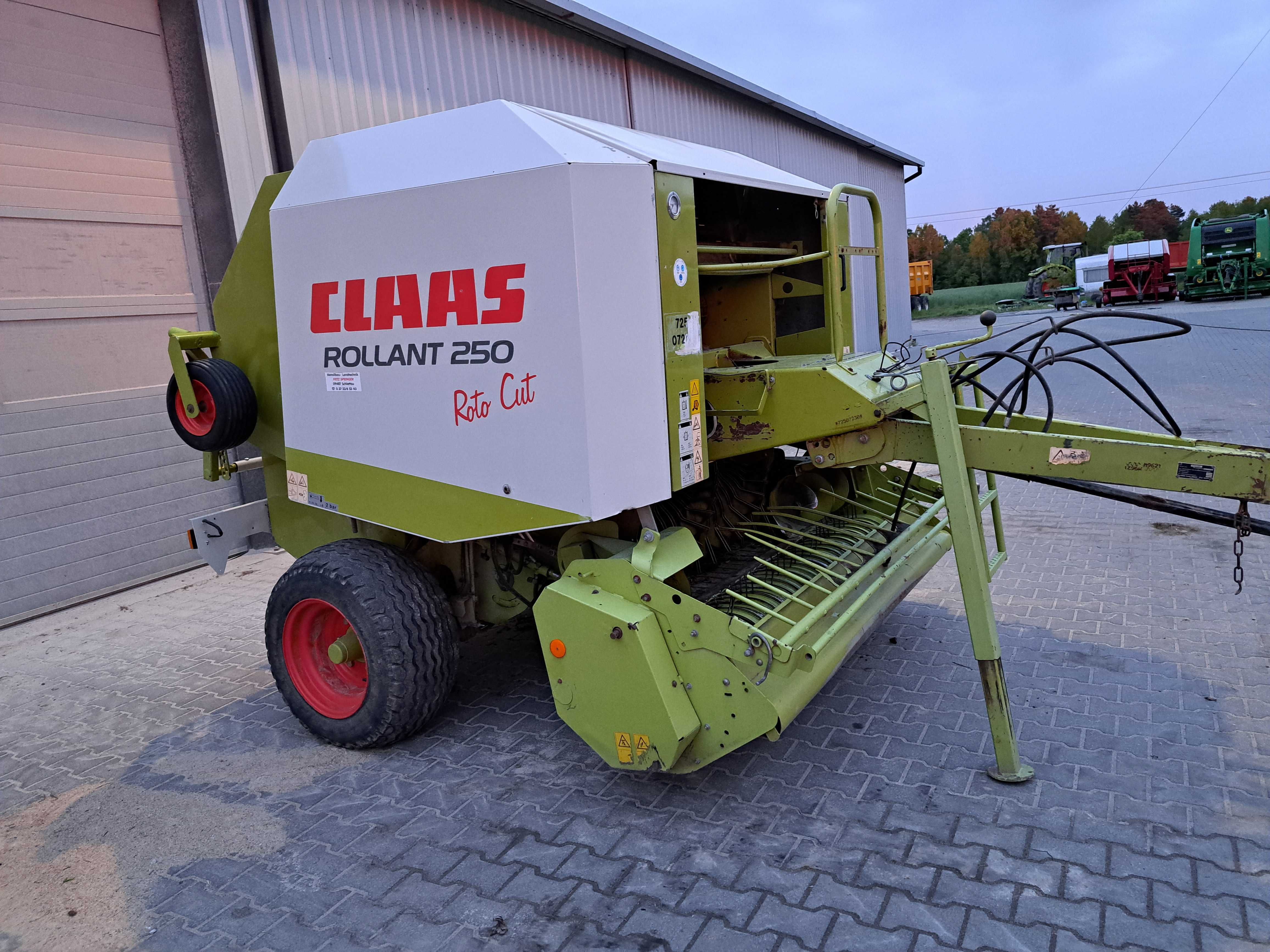 Claas rollant 250 RC  255