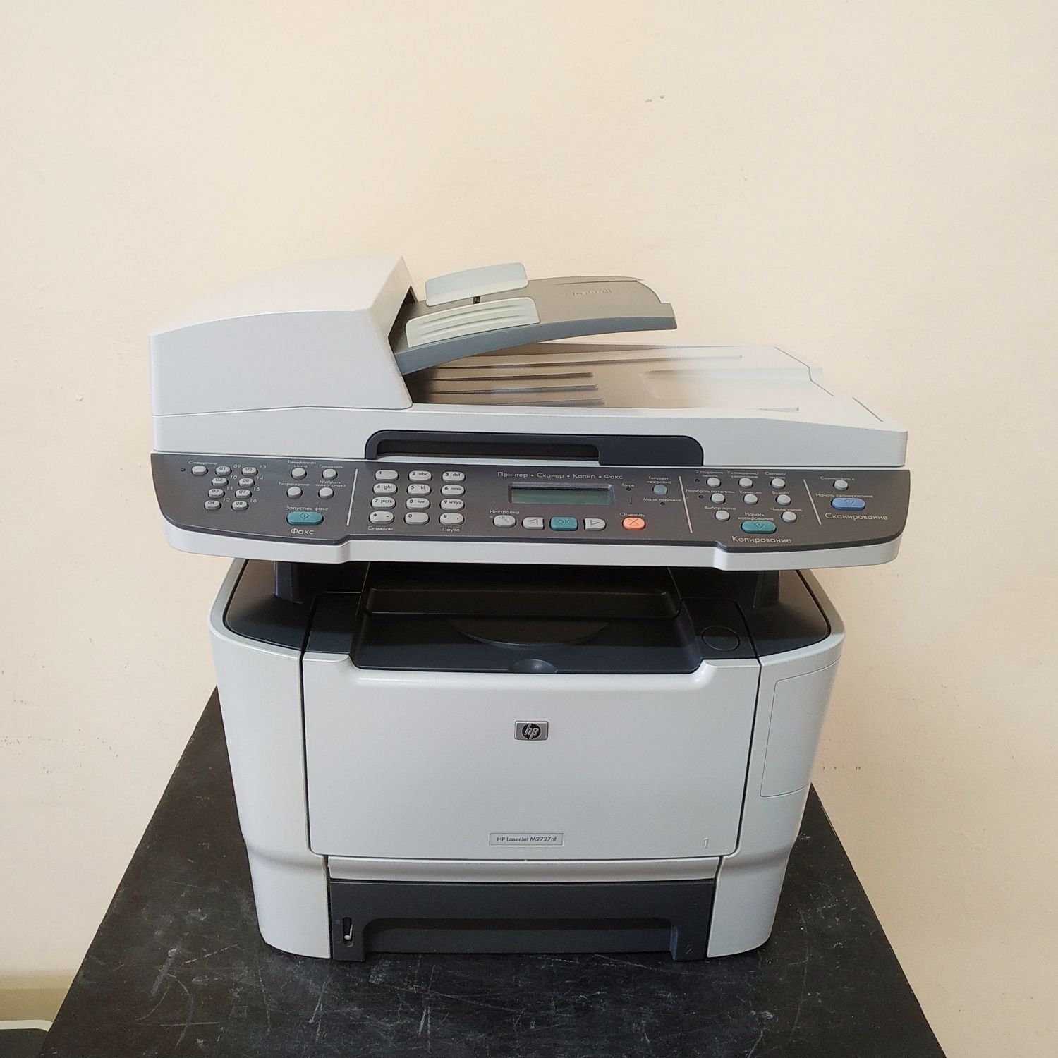 Акция! Год гарантии! HP 2727 nf. Лазерный двусторонний сетевой