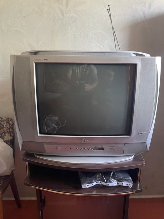 Продам телевізор LG