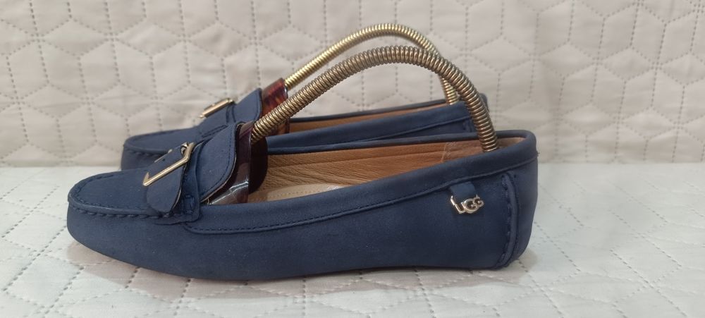 Шкіряні мокасини UGG, 39 р., 25 см