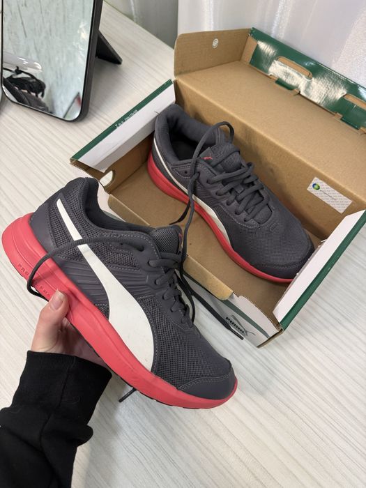 Нові кросівки PUMA