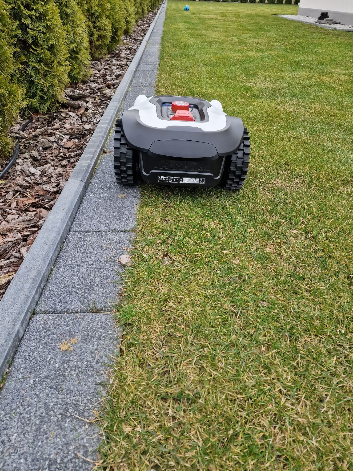 Roboty koszące Montaż husqvarna ,  Ambrogio