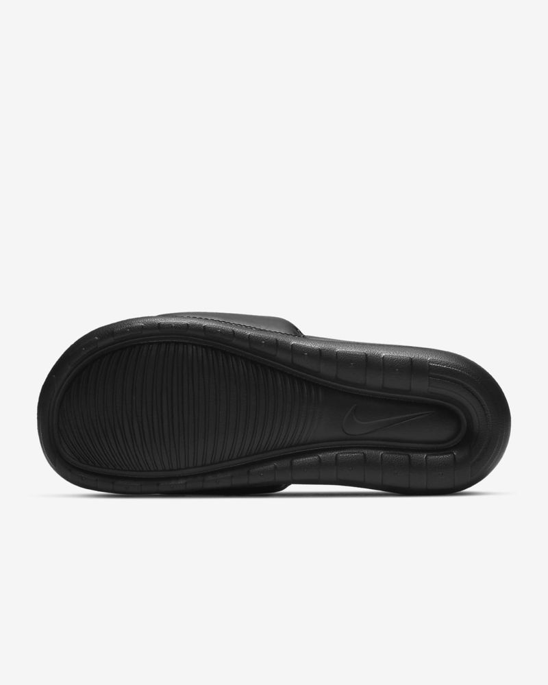 Тапочки Nike Victori One (CN9675-003)