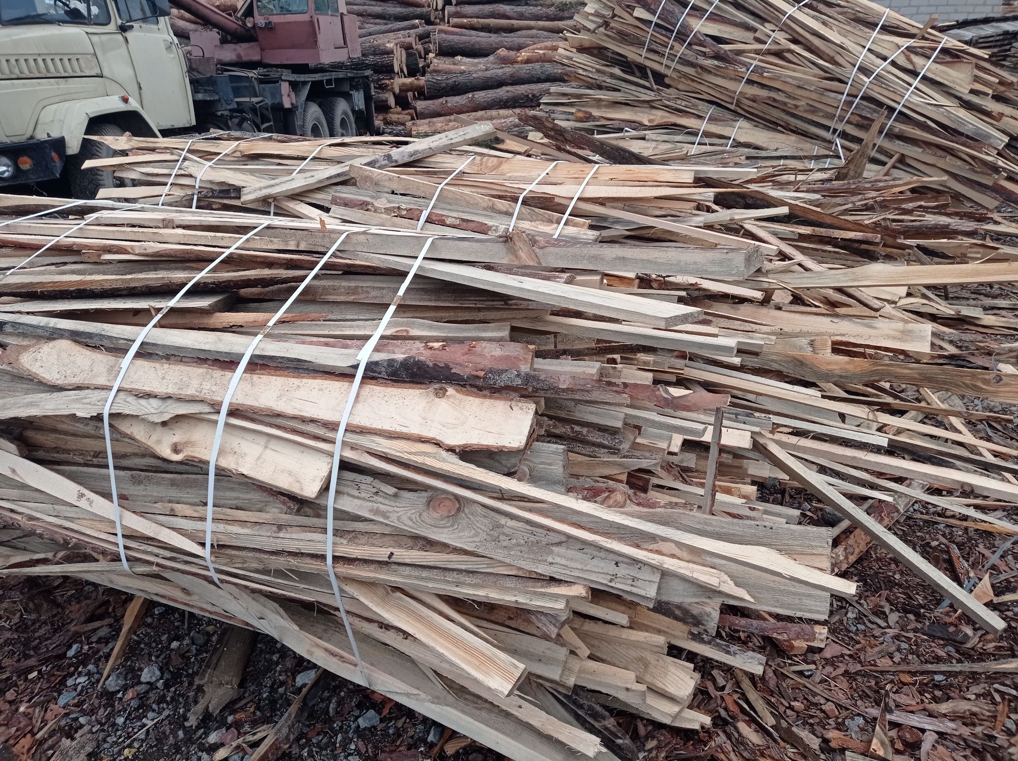 Продам/Дрова/ Днепр3700-9,3 м3 от 250 грв =1м3