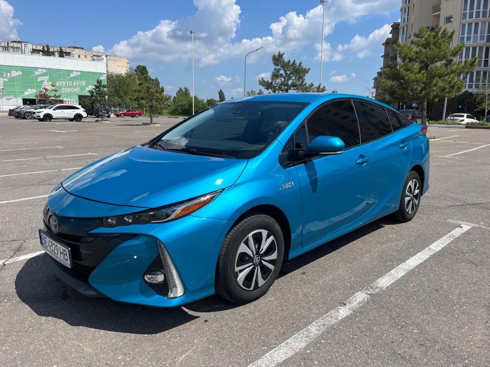 Toyota Prius prime 2017 Plug-in