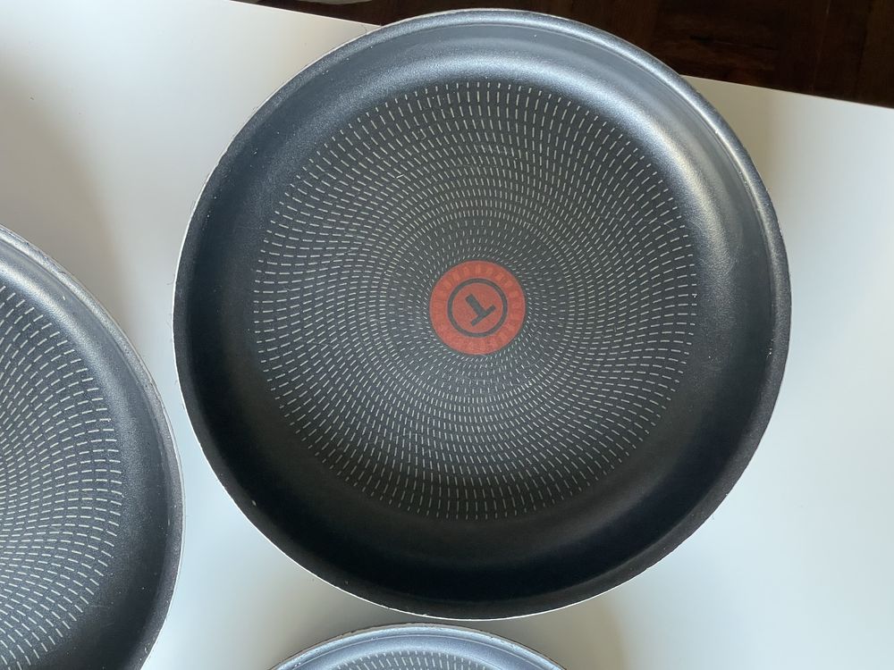 Conjunto tachos e frigideiras anti aderente Tefal