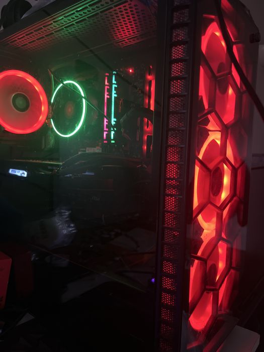 Troco torre gaming por macbook