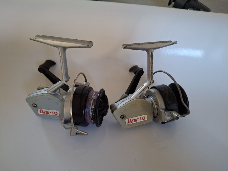 Dwa kołowrotki wędkarskie azur
