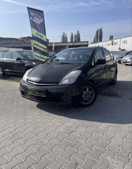 Toyota Prius 1.5b//77 KM//HYBRYDA// AUTOMAT// opłaty // elektryka//