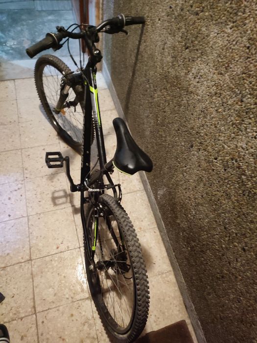 Bicicleta MTB Rockrider - Ótimo Estado Geral (Pneus Furados)