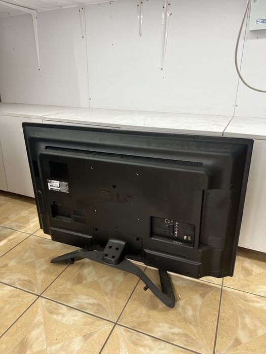 Телевізори розбиті