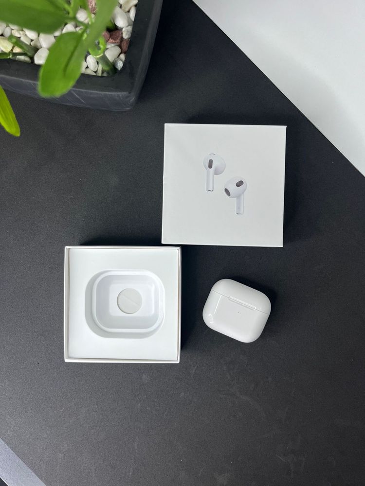 Airpods  3 geracao c/ caixa MagSafe