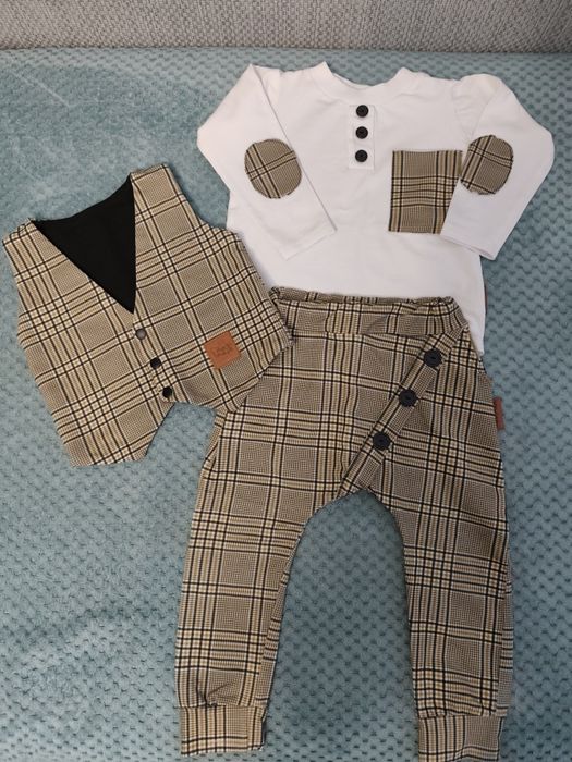 Komplet chłopięcy - bluzka+spodnie Baggy+kamizelka, Mati Made, roz. 92