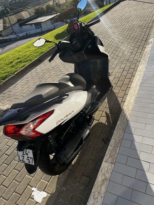 Moto kimco 300 cilindradas ABS