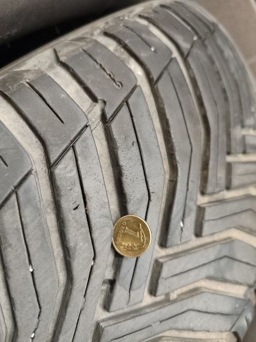 Opony wielosezonowe Michelin 215/60R17