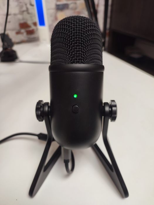 Студійний мікрофон Fifine K678