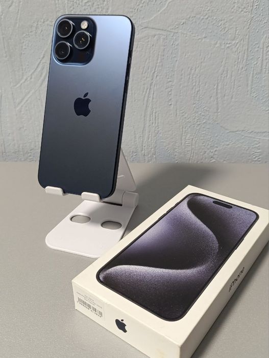 Продам IPhone 15 pro max 256 gb