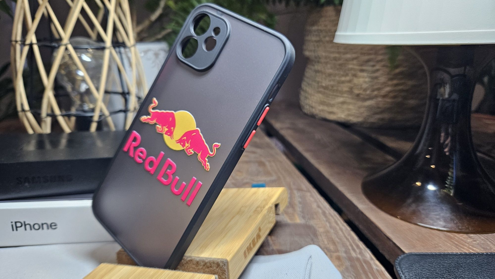 Etui Iphone 12 Red Bull