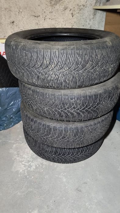 Sprzedam opony wielosezonowe 185/65 R15